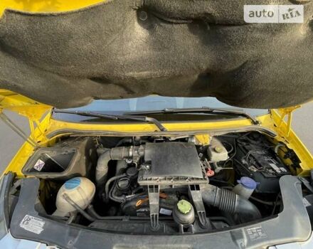 Желтый Фольксваген Крафтер, объемом двигателя 2.5 л и пробегом 385 тыс. км за 16799 $, фото 41 на Automoto.ua