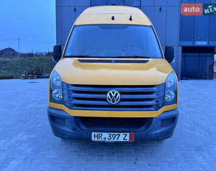 Желтый Фольксваген Крафтер, объемом двигателя 0 л и пробегом 160 тыс. км за 16921 $, фото 1 на Automoto.ua