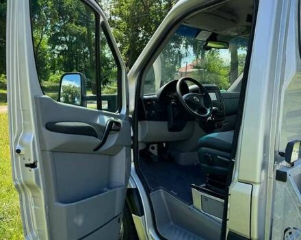 Серый Фольксваген Крафтер, объемом двигателя 1.97 л и пробегом 358 тыс. км за 18500 $, фото 8 на Automoto.ua