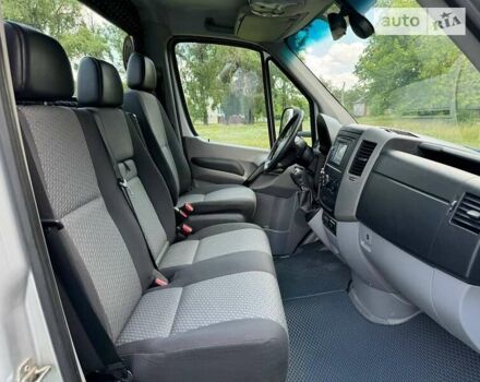 Серый Фольксваген Крафтер, объемом двигателя 1.97 л и пробегом 358 тыс. км за 18500 $, фото 13 на Automoto.ua