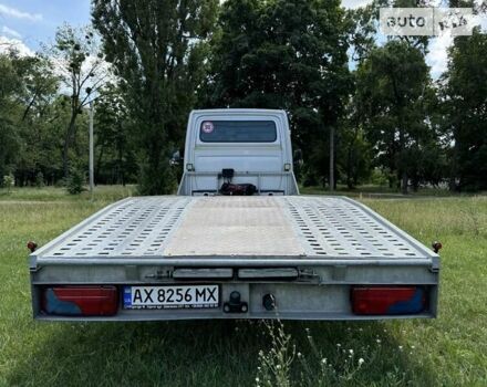 Серый Фольксваген Крафтер, объемом двигателя 1.97 л и пробегом 358 тыс. км за 18500 $, фото 3 на Automoto.ua