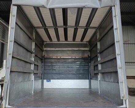 Сірий Фольксваген Крафтєр, об'ємом двигуна 1.97 л та пробігом 172 тис. км за 25000 $, фото 8 на Automoto.ua