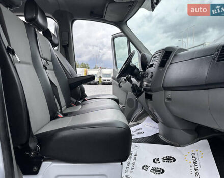 Сірий Фольксваген Крафтєр, об'ємом двигуна 2 л та пробігом 172 тис. км за 20900 $, фото 27 на Automoto.ua