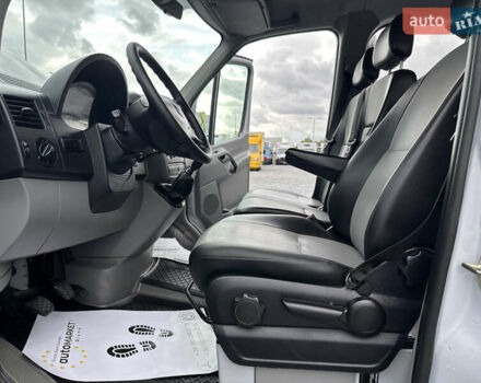 Сірий Фольксваген Крафтєр, об'ємом двигуна 2 л та пробігом 172 тис. км за 20900 $, фото 23 на Automoto.ua