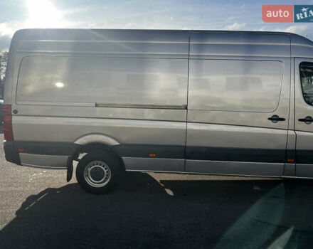 Серый Фольксваген Крафтер, объемом двигателя 2.5 л и пробегом 345 тыс. км за 10700 $, фото 13 на Automoto.ua