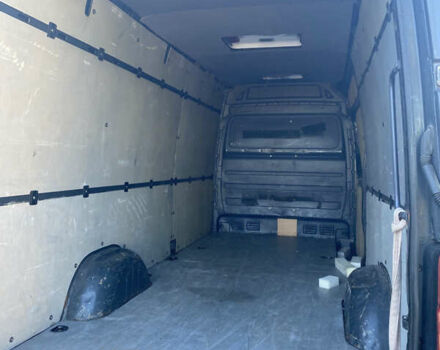 Сірий Фольксваген Крафтєр, об'ємом двигуна 2.5 л та пробігом 564 тис. км за 10000 $, фото 19 на Automoto.ua