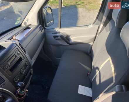 Сірий Фольксваген Крафтєр, об'ємом двигуна 2.5 л та пробігом 564 тис. км за 10000 $, фото 11 на Automoto.ua