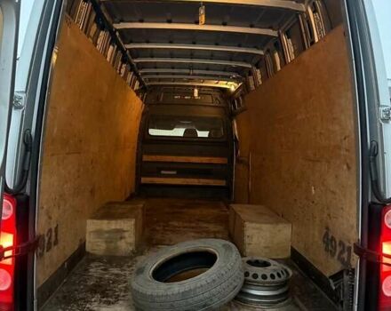 Сірий Фольксваген Крафтєр, об'ємом двигуна 1.97 л та пробігом 9 тис. км за 14800 $, фото 5 на Automoto.ua