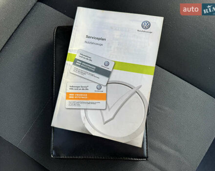 Серый Фольксваген Крафтер, объемом двигателя 2 л и пробегом 350 тыс. км за 16500 $, фото 67 на Automoto.ua