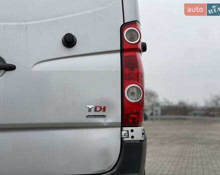 Серый Фольксваген Крафтер, объемом двигателя 1.97 л и пробегом 291 тыс. км за 13500 $, фото 16 на Automoto.ua