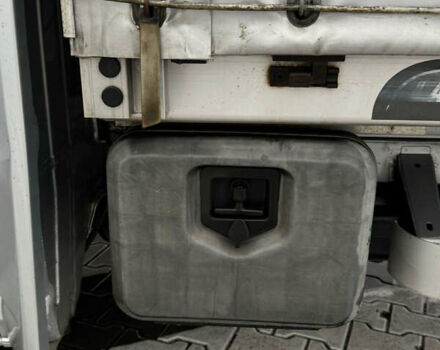 Сірий Фольксваген Крафтєр, об'ємом двигуна 2 л та пробігом 170 тис. км за 21700 $, фото 9 на Automoto.ua