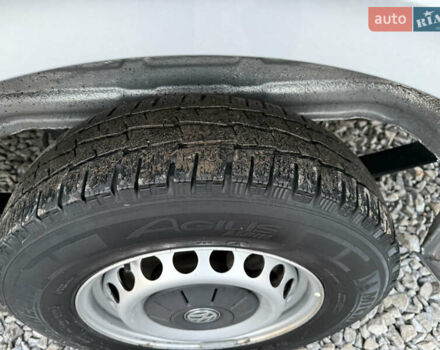 Серый Фольксваген Крафтер, объемом двигателя 1.97 л и пробегом 220 тыс. км за 24500 $, фото 14 на Automoto.ua