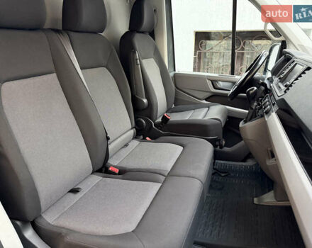 Серый Фольксваген Крафтер, объемом двигателя 2 л и пробегом 335 тыс. км за 23500 $, фото 38 на Automoto.ua