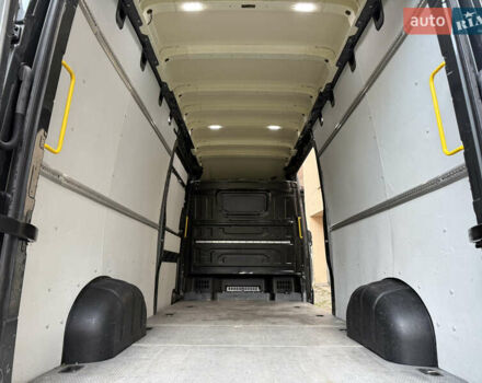 Серый Фольксваген Крафтер, объемом двигателя 2 л и пробегом 335 тыс. км за 23500 $, фото 41 на Automoto.ua