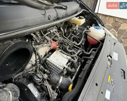 Серый Фольксваген Крафтер, объемом двигателя 2 л и пробегом 335 тыс. км за 23500 $, фото 56 на Automoto.ua