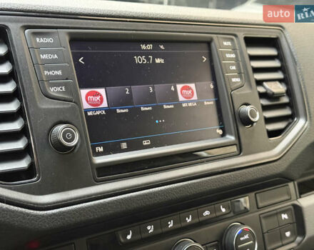 Серый Фольксваген Крафтер, объемом двигателя 2 л и пробегом 335 тыс. км за 23500 $, фото 25 на Automoto.ua