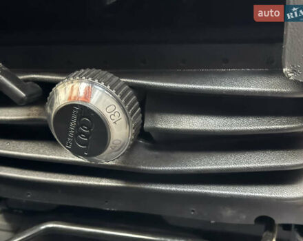 Серый Фольксваген Крафтер, объемом двигателя 2 л и пробегом 335 тыс. км за 23500 $, фото 21 на Automoto.ua