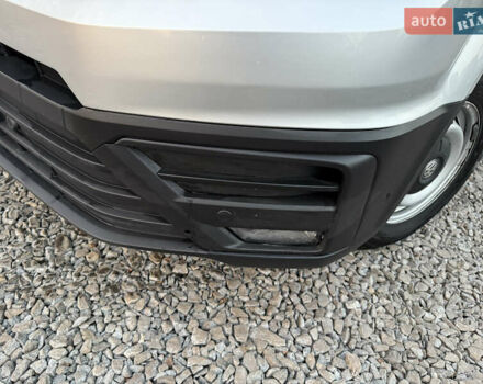 Серый Фольксваген Крафтер, объемом двигателя 1.97 л и пробегом 220 тыс. км за 24500 $, фото 10 на Automoto.ua