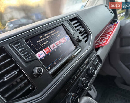 Серый Фольксваген Крафтер, объемом двигателя 1.97 л и пробегом 220 тыс. км за 24500 $, фото 27 на Automoto.ua