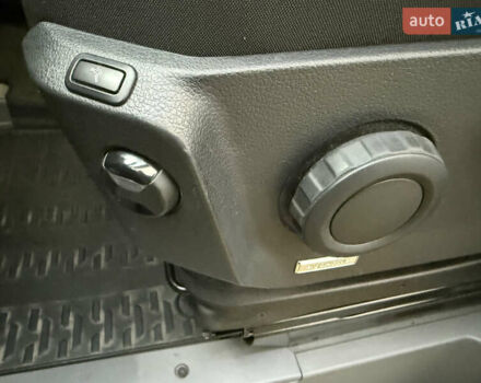 Серый Фольксваген Крафтер, объемом двигателя 2 л и пробегом 335 тыс. км за 23500 $, фото 18 на Automoto.ua