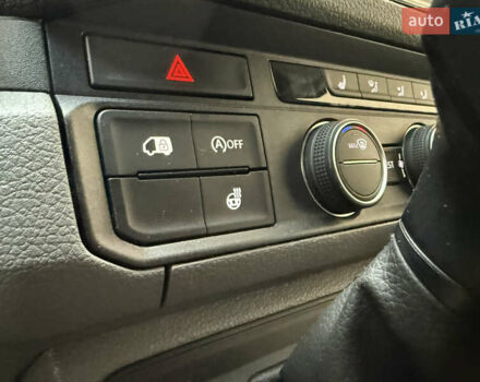 Серый Фольксваген Крафтер, объемом двигателя 2 л и пробегом 335 тыс. км за 23500 $, фото 13 на Automoto.ua