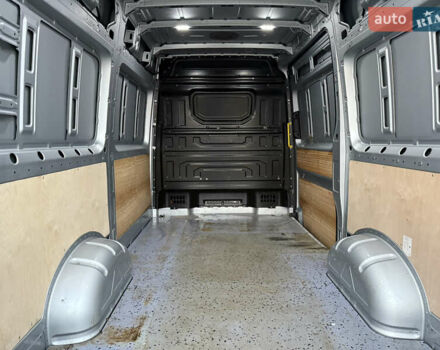 Серый Фольксваген Крафтер, объемом двигателя 1.97 л и пробегом 220 тыс. км за 24500 $, фото 16 на Automoto.ua