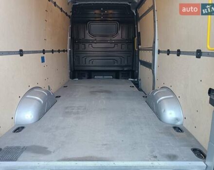 Сірий Фольксваген Крафтєр, об'ємом двигуна 2 л та пробігом 128 тис. км за 22299 $, фото 16 на Automoto.ua