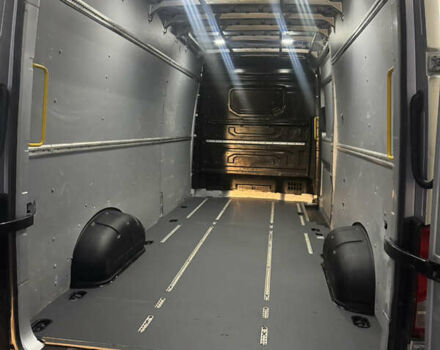 Серый Фольксваген Крафтер, объемом двигателя 2 л и пробегом 221 тыс. км за 24700 $, фото 32 на Automoto.ua