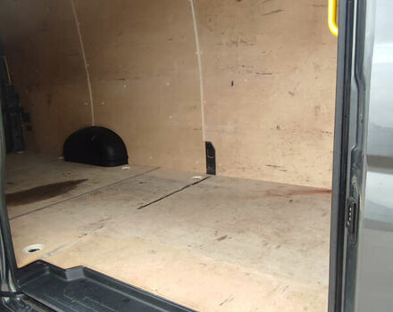 Серый Фольксваген Крафтер, объемом двигателя 1.97 л и пробегом 196 тыс. км за 30950 $, фото 31 на Automoto.ua