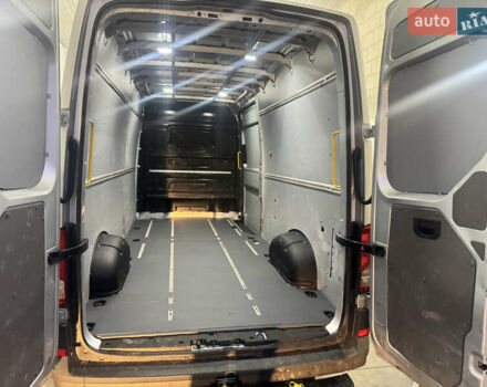 Серый Фольксваген Крафтер, объемом двигателя 2 л и пробегом 221 тыс. км за 24700 $, фото 33 на Automoto.ua