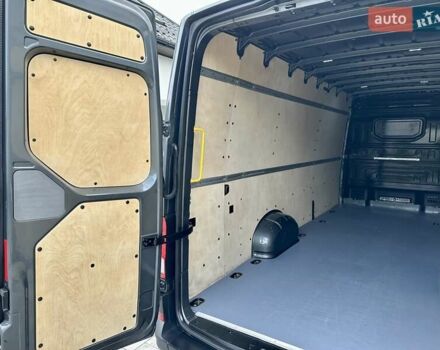 Фольксваген Крафтєр 2018 у Дубно на Automoto.ua Сірий Фольксваген Крафтєр, об'ємом двигуна 2 л та пробігом 260 тис. км за 24500 $, фото 9 на Automoto.ua