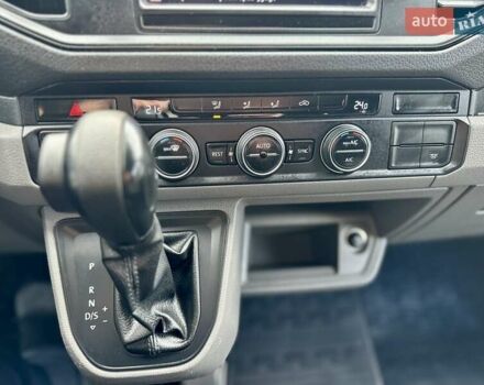 Фольксваген Крафтєр 2018 у Дубно на Automoto.ua Сірий Фольксваген Крафтєр, об'ємом двигуна 2 л та пробігом 260 тис. км за 24500 $, фото 16 на Automoto.ua