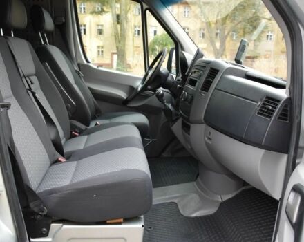 Сірий Фольксваген Крафтєр, об'ємом двигуна 2 л та пробігом 232 тис. км за 7200 $, фото 10 на Automoto.ua