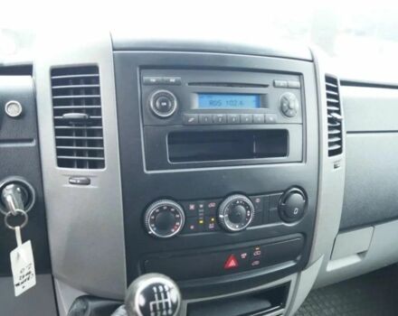 Сірий Фольксваген Крафтєр, об'ємом двигуна 2 л та пробігом 245 тис. км за 8400 $, фото 9 на Automoto.ua