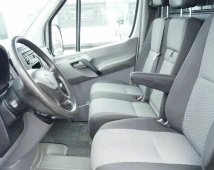 Сірий Фольксваген Крафтєр, об'ємом двигуна 2 л та пробігом 245 тис. км за 8400 $, фото 11 на Automoto.ua