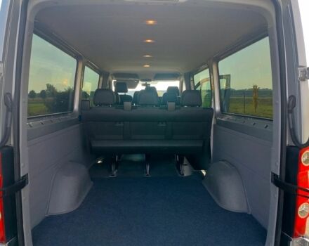 Сірий Фольксваген Крафтєр, об'ємом двигуна 2 л та пробігом 271 тис. км за 9300 $, фото 4 на Automoto.ua