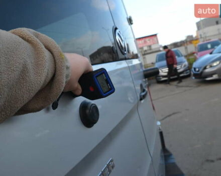 Серый Фольксваген Крафтер, объемом двигателя 0 л и пробегом 36 тыс. км за 17500 $, фото 36 на Automoto.ua