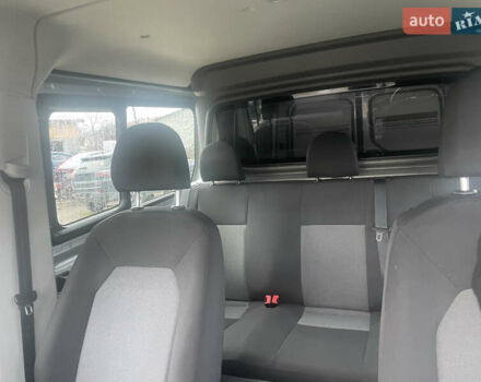 Сірий Фольксваген Крафтєр, об'ємом двигуна 2 л та пробігом 239 тис. км за 23800 $, фото 12 на Automoto.ua