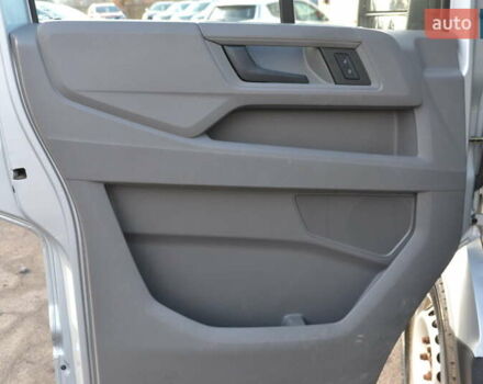 Серый Фольксваген Крафтер, объемом двигателя 0 л и пробегом 36 тыс. км за 17500 $, фото 13 на Automoto.ua