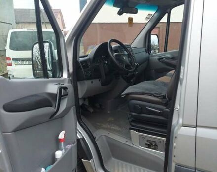 Сірий Фольксваген Крафтєр, об'ємом двигуна 2 л та пробігом 110 тис. км за 33000 $, фото 6 на Automoto.ua