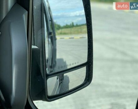 Серый Фольксваген Крафтер, объемом двигателя 2 л и пробегом 255 тыс. км за 19000 $, фото 13 на Automoto.ua