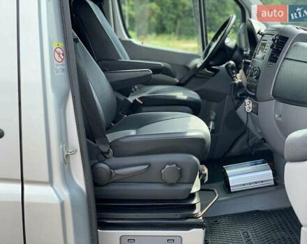 Серый Фольксваген Крафтер, объемом двигателя 2 л и пробегом 255 тыс. км за 19000 $, фото 14 на Automoto.ua