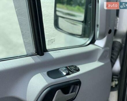 Серый Фольксваген Крафтер, объемом двигателя 2 л и пробегом 255 тыс. км за 19000 $, фото 22 на Automoto.ua