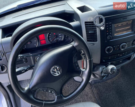 Сірий Фольксваген Крафтєр, об'ємом двигуна 1.97 л та пробігом 262 тис. км за 25000 $, фото 29 на Automoto.ua