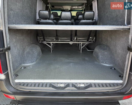 Сірий Фольксваген Крафтєр, об'ємом двигуна 1.97 л та пробігом 262 тис. км за 25000 $, фото 65 на Automoto.ua