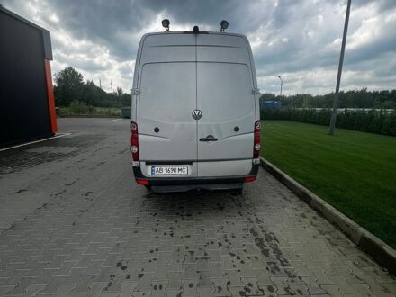 Сірий Фольксваген Крафтєр, об'ємом двигуна 2 л та пробігом 260 тис. км за 16600 $, фото 1 на Automoto.ua