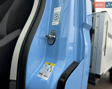 Синий Фольксваген Крафтер, объемом двигателя 2 л и пробегом 220 тыс. км за 28500 $, фото 87 на Automoto.ua