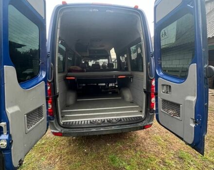 Синий Фольксваген Крафтер, объемом двигателя 2.5 л и пробегом 630 тыс. км за 13000 $, фото 4 на Automoto.ua