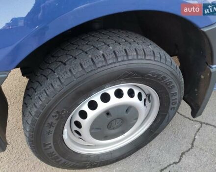 Синій Фольксваген Крафтєр, об'ємом двигуна 1.97 л та пробігом 273 тис. км за 19500 $, фото 37 на Automoto.ua