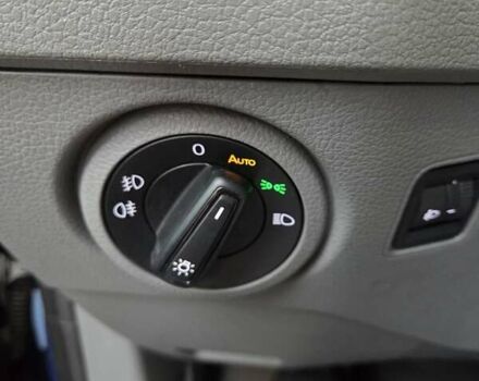 Синий Фольксваген Крафтер, объемом двигателя 2 л и пробегом 300 тыс. км за 25000 $, фото 6 на Automoto.ua